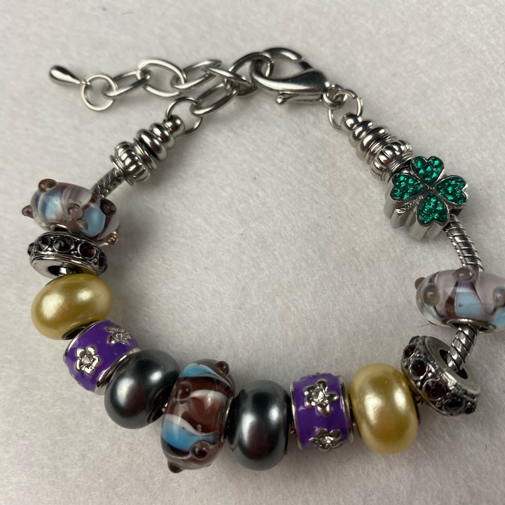 Elegant Multi-Color Beaded Bracelet Charm Bracelet Silver tone purple yellow 8”